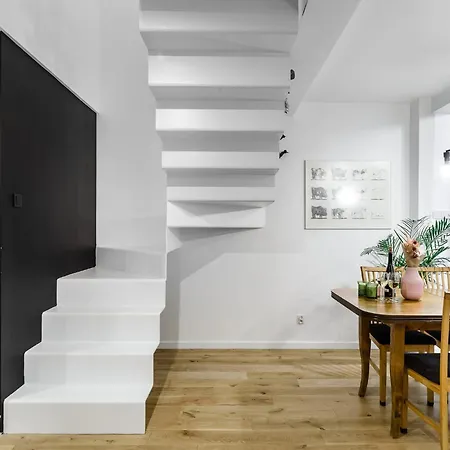 Stylish For 3 Guests